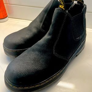 Men’s Black Leather Dr. Martens Chukkah Hardie Boots Size 12